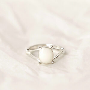 Oval Ring
